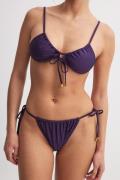 NA-KD Bikinitruse med stropper - Purple
