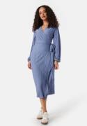 BUBBLEROOM Pleated Wrap Midi Dress Dusty blue XS