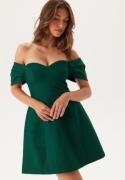 FOREVER NEW Sylvia Off Shoulder Mini Emerald Green 36