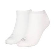 Calvin Klein Strømper 2P Shiny Logo Sneaker Socks Hvit Str 35/38 Dame