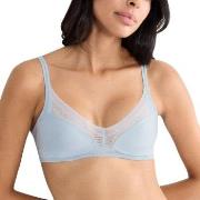 Triumph BH Breathe and Lift Smart N EX Lysblå Fit Smart 1 Dame
