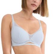 Triumph BH Breathe and Lift Smart PU Lysblå Fit Smart 4 Dame