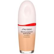 Shiseido Revitalessence Glow Foundation 330 Bamboo - 30 ml