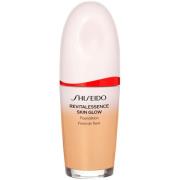 Shiseido Revitalessence Glow Foundation Pine 320 - 30 ml