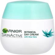 Skin Active Moisture+ Botanical Aloe Vera Day Cream Normal to Combinat...