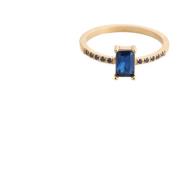Single Baguette Ring W/Crystals Navy Blue