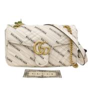 Beige Skinn Gucci Marmont Veske