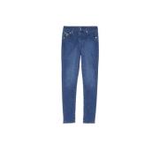 Celia Hypersoft Skinny Jeans