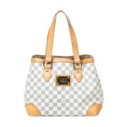 Pre-owned Hvitt stoff Louis Vuitton Hampstead