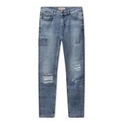 Trendy Boyfriend Jeans med Slitte Detaljer