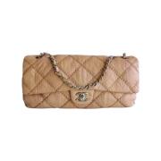 Pre-owned Beige skinn Chanel Flap Bag