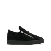 Svarte London Sneakers Elegante Lukkede Flats