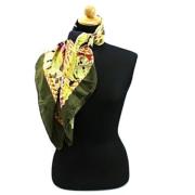Pre-owned Silk scarves