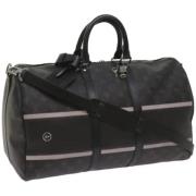 Pre-owned Canvas travel-bags