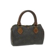 Pre-owned Canvas handbags