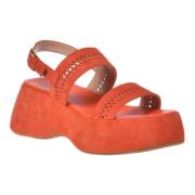 Sandal in orange suede