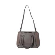 Pre-owned Leather handbags