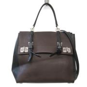 Pre-owned Leather handbags