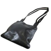 Pre-owned Leather shoulder-bags