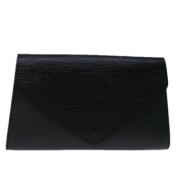 Pre-owned Leather clutches