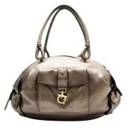 Pre-owned Leather handbags