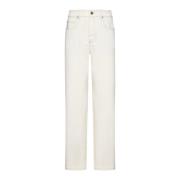 Ivory Jeans for Stilig Look