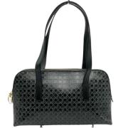 Pre-owned Fabric handbags