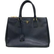 Pre-owned Fabric prada-bags