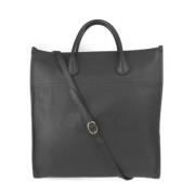 Pre-owned Leather totes