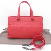 Pre-owned Leather handbags