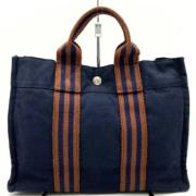 Pre-owned Fabric totes