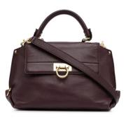 Pre-owned Leather handbags