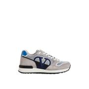 VLogo Pace Sneaker