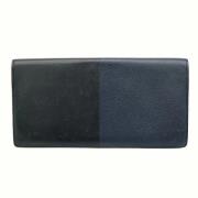 Pre-owned Canvas wallets