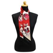 Pre-owned Fabric scarves