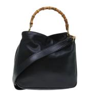 Pre-owned Leather handbags