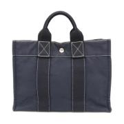 Pre-owned Canvas handbags