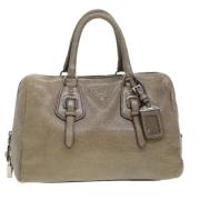 Pre-owned Leather handbags