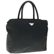 Pre-owned Nylon handbags