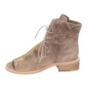 Ankleboots i skinnsuede