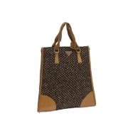 Pre-owned Wool handbags