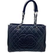 Pre-owned Leather handbags