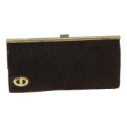 Pre-owned Leather clutches