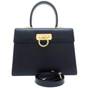 Pre-owned Leather handbags