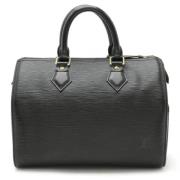 Pre-owned Leather handbags