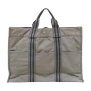 Pre-owned Canvas handbags