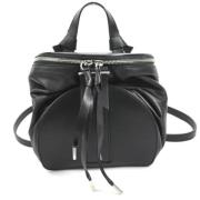 Pre-owned Leather shoulder-bags