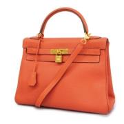 Pre-owned Leather handbags