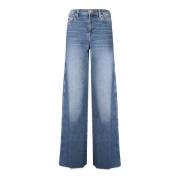 Moderne Flare Jeans med Frynset Hem