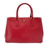 Pre-owned Leather prada-bags